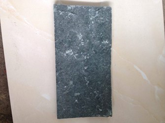 Đá bóc xanh rêu 10x20cm